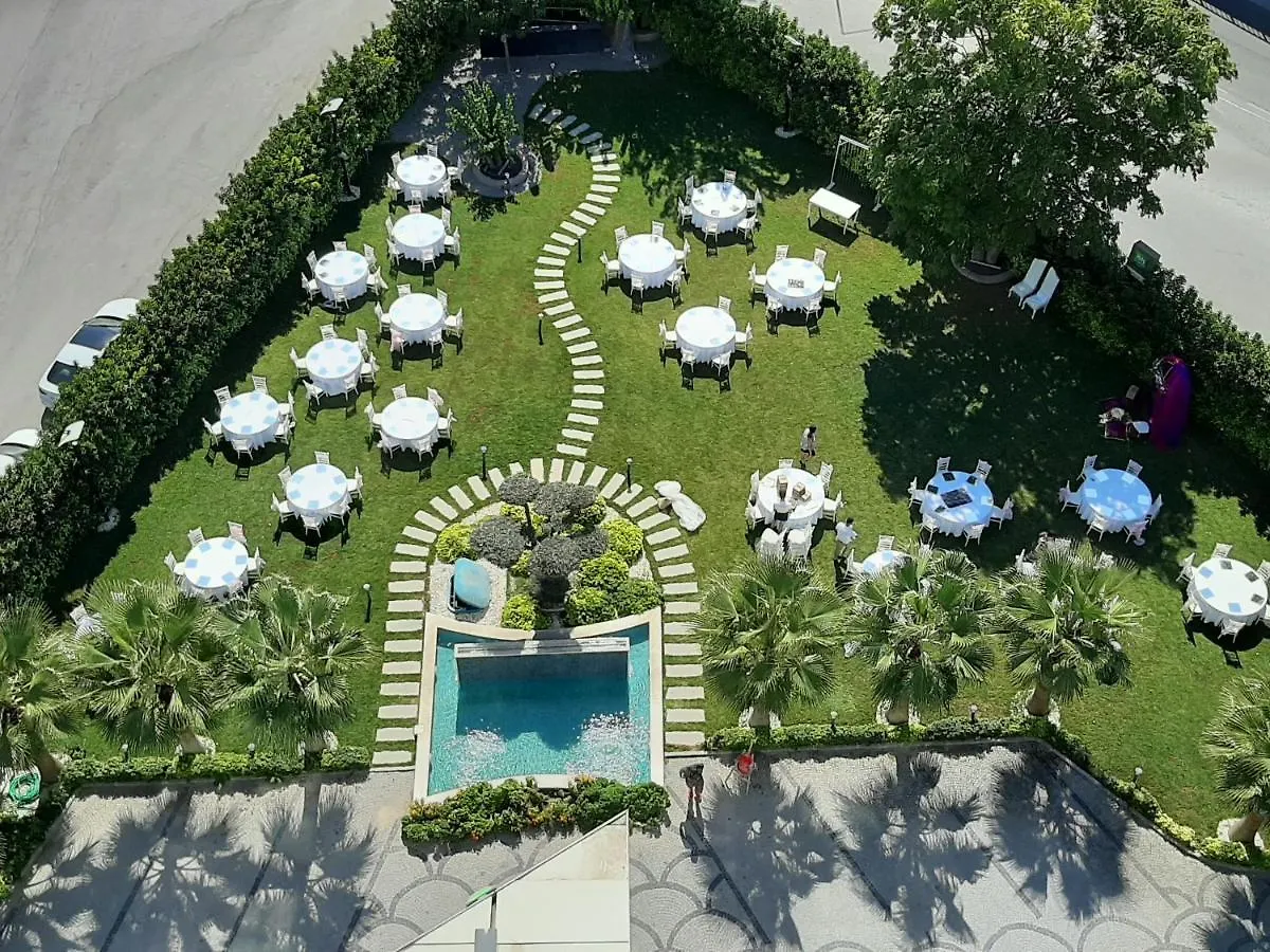 ibis Styles Izmir Bornova Otel 4*,  Türkiye