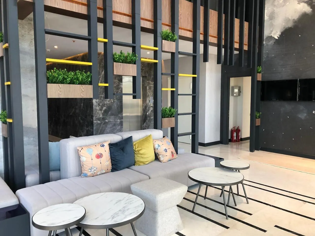 Отель Ibis Styles Izmir Bornova 4*,